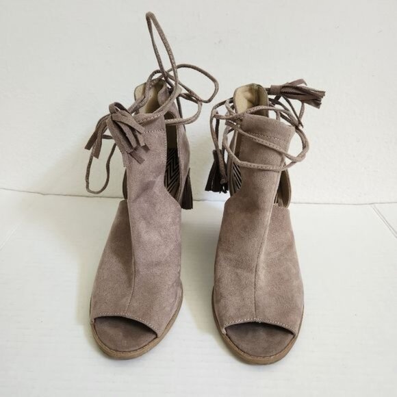 QUPID Stacked Heel Peep Toe Ankle Tie Booties Shoe Sandal 7.5 - Picture 3 of 10